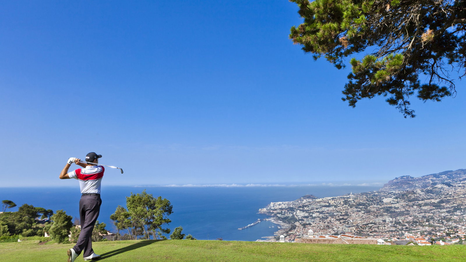 Scottish rush to warm first tee as Madeira announced as quarantine-free